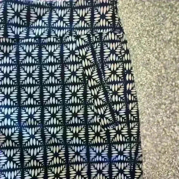 J.CREW  NAVY SHORTS SIZE 2 - Picture 2 of 7